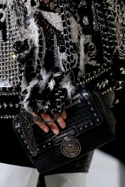 Look 23